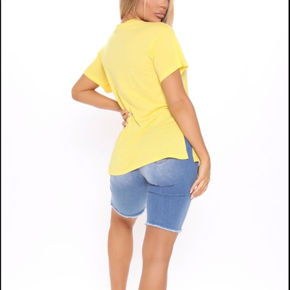 ✨NWOT✨Oversized tee (Small) - Picture 4 of 4